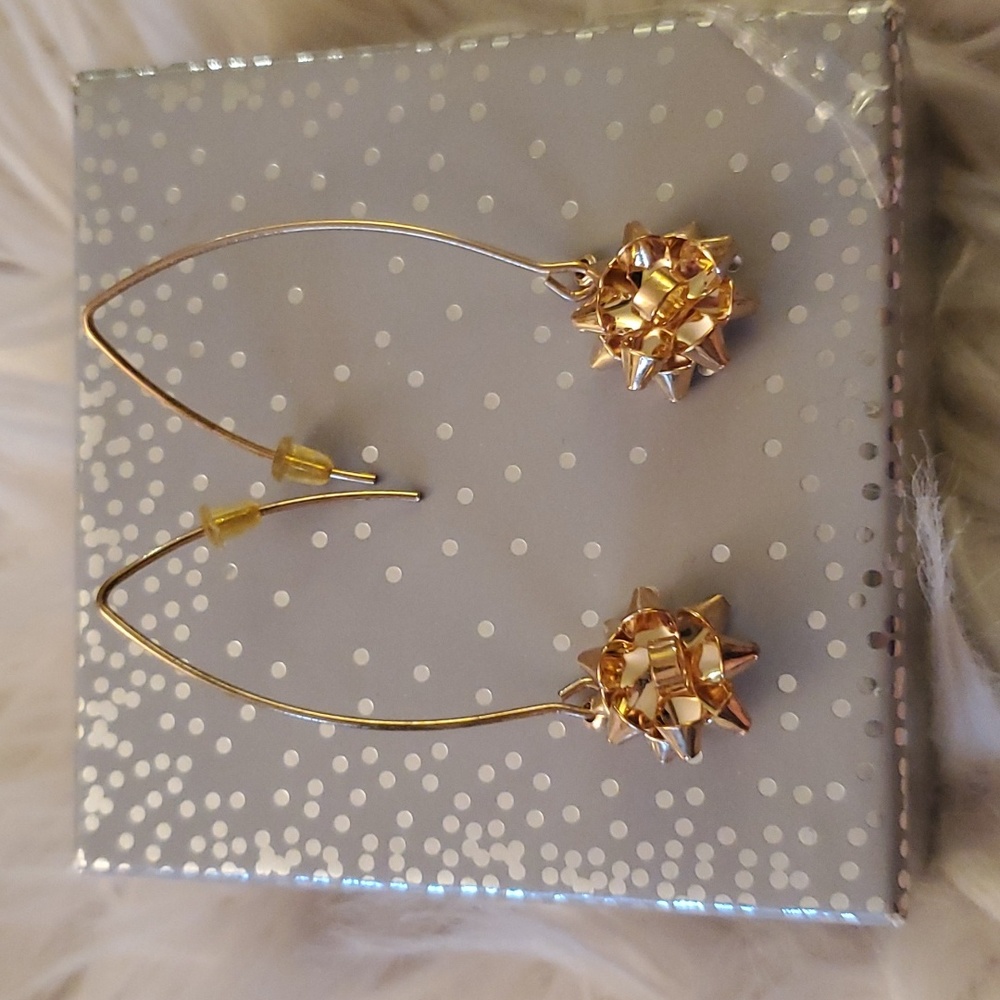 ~~Gold Gift Bow Earrings~~